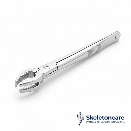 Allis Forceps - Macro