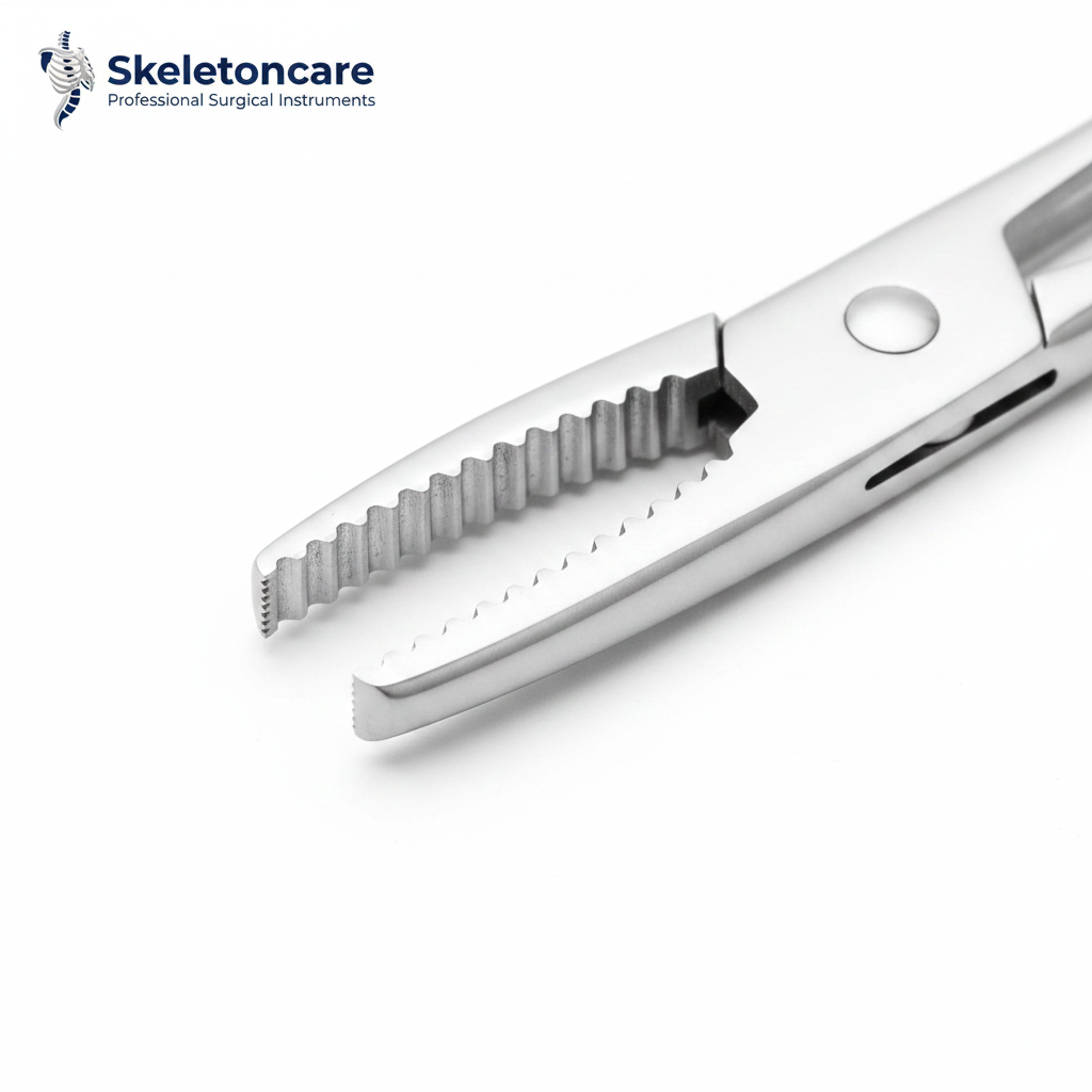 Kocher Clamp Jaw Detail - Skeletoncare Logo
